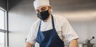 SE NECESITA LAVAPLATOS PARA RESTAURANTE EN RECONOCIDO CENTRO COMERCIAL