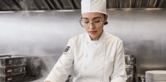 SE NECESITA PILERO/A PARA LIMPIEZA DE UTENSILIOS Y APOYO GENERAL EN COCINA (TRABAJO TEMPORAL)