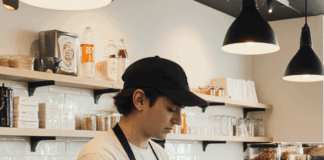 SE BUSCA PERSONAL DE CAFETERÍA PARA ATENCIÓN AL CLIENTE Y CONTROL DE PRODUCTOS HORNEADOS