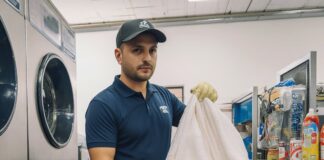 SE SOLICITA AUXILIAR DE LAVANDERÍA PARA CLASIFICACIÓN, PLANCHADO Y CONTROL DE TEXTILES (TIEMPO COMPLETO)