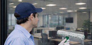 SE BUSCA PERSONAL DE LIMPIEZA PARA ASEO DE VENTANAS Y SUPERFICIES EXTERIORES EN ESTABLECIMIENTO