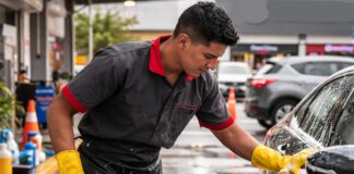 SE SOLICITA TRABAJADOR PARA LAVAR CARROS EN MULTICENTRO (JORNADA COMPLETA)