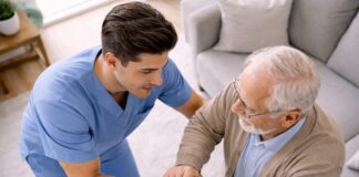 SE REQUIERE CUIDADOR DE ADULTO MAYOR PARA BRINDAR ASISTENCIA EN LABORES DOMÉSTICAS