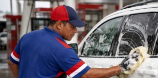 SE SOLICITA TRABAJADOR PARA LAVAR CARROS EN JORNADA DE TIEMPO COMPLETO (HOMBRE Y/O MUJER)