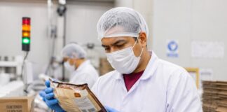 SE BUSCA OPERARIO DE PRODUCCIÓN PARA EMPAQUE Y CONTROL DE CALIDAD DE ALIMENTOS