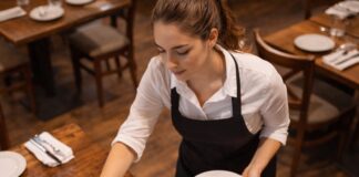 SE BUSCA SALONERO/A CON DISPONIBILIDAD DE HORARIOS ALTERNOS Y ROTATIVOS