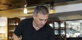SE SOLICITA AYUDANTE DE LIMPIEZA PARA LABORES DE ASEO EN RESTAURANTE (TURNO NOCTURNO)