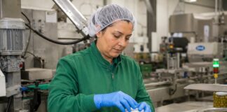SE SOLICITA OPERARIO/A DE ENVASADO PARA LÍNEA DE PRODUCCIÓN DE ACEITUNAS (TURNO DE MAÑANA)