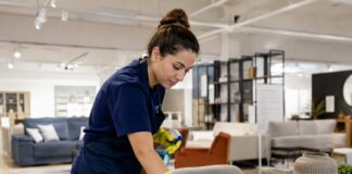 SE REQUIERE PERSONAL DE LIMPIEZA PARA MANTENIMIENTO Y ASEO DE TIENDA DE MUEBLES