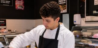 SE REQUIERE TRABAJADOR DE FIAMBRERÍA PARA ATENCIÓN EN MOSTRADOR DE SUPERMERCADO