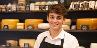 SE BUSCA TRABAJADOR DE QUESERÍA PARA ATENCIÓN AL CLIENTE Y CONTROL DE PRODUCTOS (MEDIO TIEMPO)