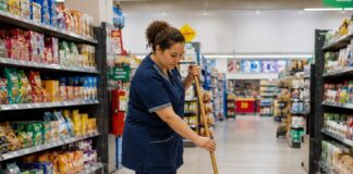 SE REQUIERE AUXILIAR DE LIMPIEZA TEMPORAL PARA ASEO DE ÁREAS COMUNES EN SUPERMERCADO (HORARIOS ROTATIVOS)