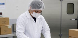 SE SOLICITA AYUDANTE DE PLANTA PARA CARGA, EMPAQUE E INSPECCIÓN DE PRODUCTOS ALIMENTICIOS (HORARIOS ROTATIVOS)
