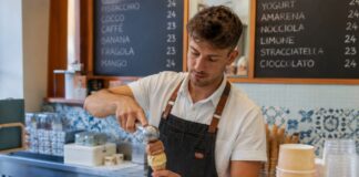 SE SOLICITA DEPENDIENTE DE HELADERÍA CON O SIN EXPERIENCIA PARA ATENCIÓN AL CLIENTE Y PREPARACIÓN DE PRODUCTOS