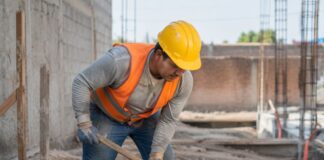 SE SOLICITA PEÓN DE CONSTRUCCIÓN PARA PREPARACIÓN DE TERRENOS Y APOYO EN OBRAS (JORNADA COMPLETA)
