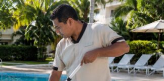 SE BUSCA PERSONAL DE LIMPIEZA PARA MANTENIMIENTO DE PISCINA (MEDIA JORNADA)