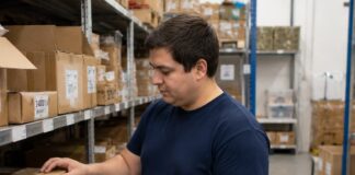 SE SOLICITA AYUDANTE DE BODEGA PARA ABASTECIMIENTO Y CONTROL DE INVENTARIO (TIEMPO COMPLETO)