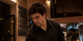 SE SOLICITAN MOZOS PARA ATENCIÓN AL CLIENTE Y ORDEN DE SALÓN (TURNO NOCHE)