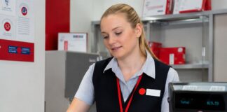 SE SOLICITA PERSONAL DE CORREO PARA ATENCIÓN AL CLIENTE EN JORNADA DE MEDIO TIEMPO