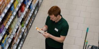 SE NECESITA PERSONAL DE SUPERMERCADO PARA LIMPIEZA Y CONTROL DE PRODUCTOS (TIEMPO COMPLETO)