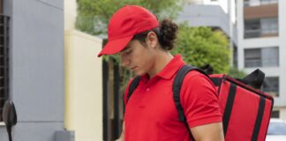 SE BUSCA REPARTIDOR DE PIZZAS PARA JORNADA DE MEDIO TIEMPO (TURNO NOCTURNO)