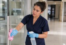 SE REQUIERE AUXILIAR DE LIMPIEZA PARA MANTENIMIENTO DE EDIFICIOS (HOMBRE Y/O MUJER)