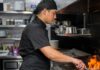 SE SOLICITA COCINERO/A PARA PREPARACIÓN DE ALIMENTOS A LA PARRILLA (TIEMPO COMPLETO)