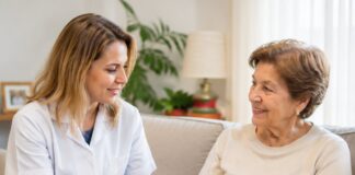 SE NECESITA CUIDADORA DE ADULTA MAYOR PARA ACOMPAÑAMIENTO EN LABORES DIARIAS, NO SE REQUIERE EXPERIENCIA