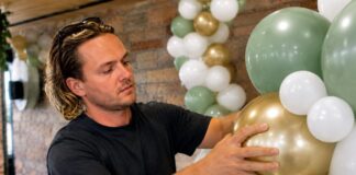 SE NECESITA DECORADOR DE GLOBOS PARA MONTAJE DE DECORACIONES EN JORNADA DE MEDIO TIEMPO