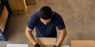 SE NECESITA OPERARIO/A DE EMBALAJE PARA PREPARACIÓN, ACONDICIONAMIENTO DE PRODUCTOS Y CLASIFICACIÓN DE PAQUETES