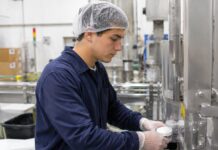 SE NECESITA PEÓN DE PRODUCCIÓN PARA APOYAR PROCESOS INDUSTRIALES (TIEMPO COMPLETO)