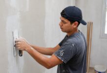 SE NECESITA PEÓN DE PINTOR PARA REALIZAR TRABAJOS DE PREPARACIÓN Y REPARACIÓN DE PAREDES