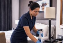 SE NECESITA PERSONAL DE LIMPIEZA PARA ASEO DE HABITACIONES Y ÁREAS COMUNES (TIEMPO PARCIAL)