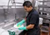 SE SOLICITA PILERO PARA COLABORAR CON LA LIMPIEZA DE LAS ÁREAS DE COCINA DEL ESTABLECIMIENTO