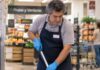 SE SOLICITA AUXILIAR DE LIMPIEZA PARA ASEO DIARIO DE PASILLOS Y ÁREAS COMUNES EN SUPERMERCADO