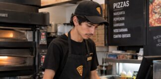 SE NECESITA DEPENDIENTE DE MOSTRADOR PARA ATENCIÓN Y CONTROL DE PEDIDOS EN PIZZERÍA