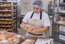 SE NECESITA DEPENDIENTE DE PANADERÍA PARA CONTROL DE CALIDAD Y ALMACENAMIENTO DE PRODUCTOS