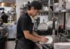 SE NECESITA LAVAPLATOS PARA LIMPIEZA Y MANTENIMIENTO DE COCINA EN ESTABLECIMIENTO GASTRONÓMICO