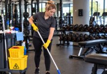 SE SOLICITA AUXILIAR DE LIMPIEZA PARA ASEO GENERAL DE GIMNASIO (LUNES A MIÉRCOLES)