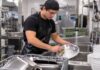 SE SOLICITA LAVAPLATOS PARA CLASIFICACIÓN, ENJUAGUE Y ORDEN DE UTENSILIOS DE COCINA