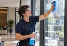 SE BUSCA LIMPIAVIDRIOS PARA APARTAMENTOS Y ESPACIOS COMUNES DE EDIFICIO