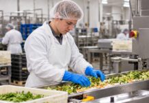 SE SOLICITAN OPERARIOS/AS DE PRODUCCIÓN PARA INDUSTRIA DE ALIMENTOS (TURNOS ROTATIVOS)