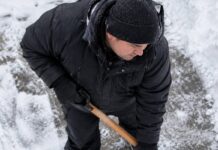 SE SOLICITA TRABAJADOR PARA REMOCIÓN DE NIEVE Y MANTENIMIENTO DE ÁREAS EXTERIORES (TIEMPO PARCIAL)